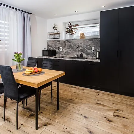 Apartamenty Na Wierobieja Nowe Hajnowka Exterior photo